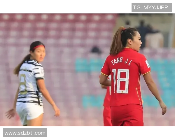 与妹妹分享足球明星精彩瞬间的视频之旅