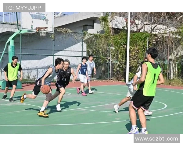 学院篮球全明星盛典精彩纷呈球员们展现青春风采与团队精神